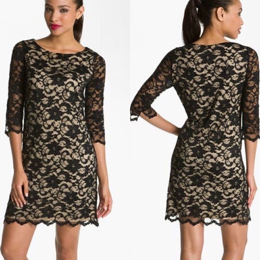 ALEXIA ADMOR  Lace Overlay Dress